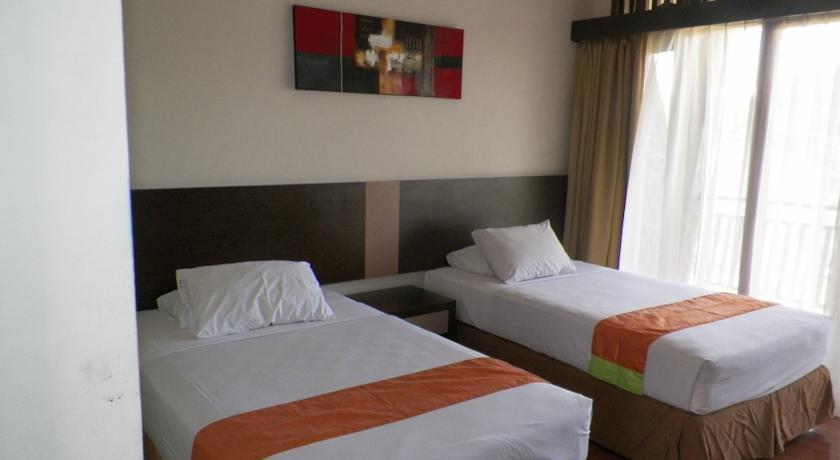 The Green Forest Resort Lembang Exterior photo