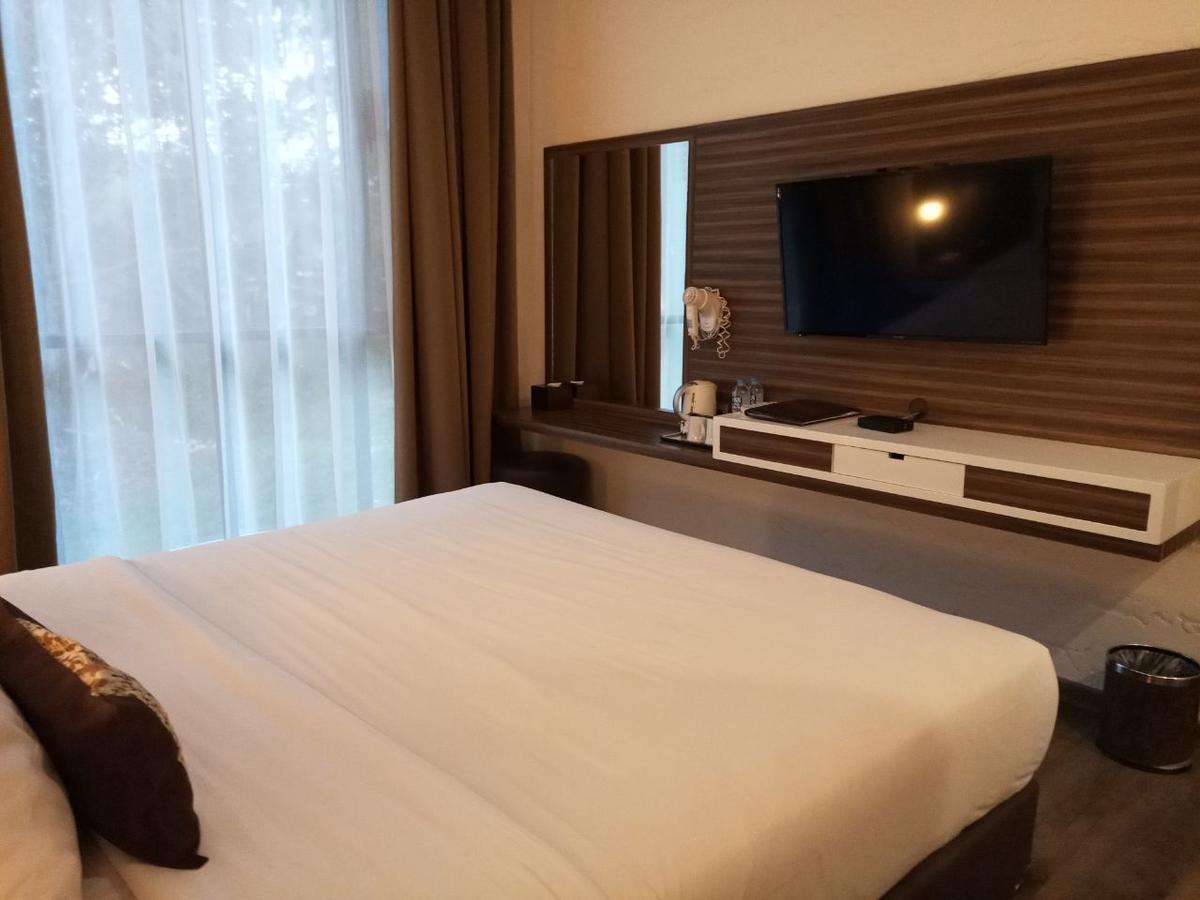 The Green Forest Resort Lembang Exterior photo